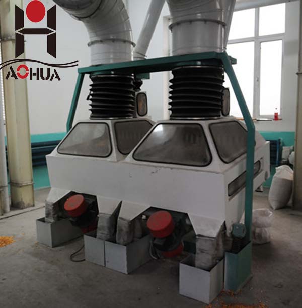 Small Grain Cleaning Machine Wheat Gravity Destoner Machine Grain Soybean Paddy Cleaner Price