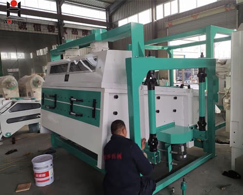 Vibrating rotary sieve grain processing machinery Rice seeds beans millet mung bean seed cleaning machine