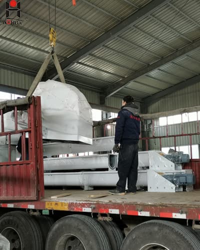 Factory good price screw conveyor for cement powder transport